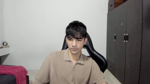 pakun_ online show from January 5, 2025, 11:22 pm