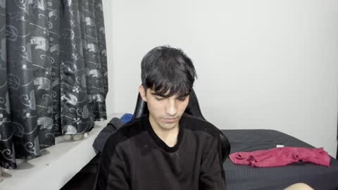 pakun_ online show from January 12, 2025, 1:32 am