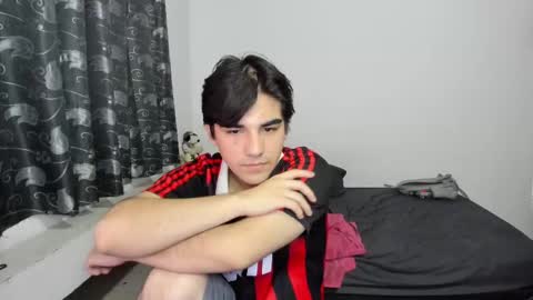 pakun_ online show from September 12, 2025, 2:44 am