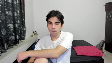 pakun_ online show from September 17, 2025, 1:40 am