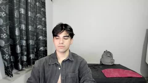 pakun_ online show from October 4, 2025, 2:31 am