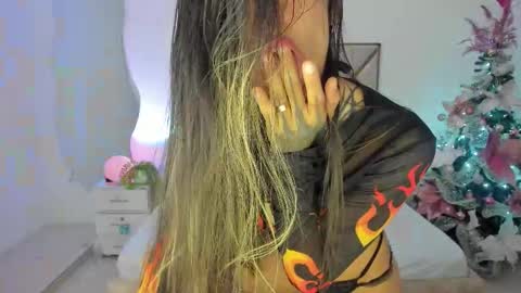 palechor online show from December 14, 2025, 4:07 am