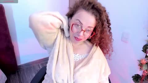 You can call me Mommy Goddess Queen online show from March 11, 2025, 4:07 pm