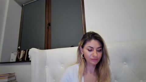 Snapshot of pamela051087 chatting on December 15, 2025, 9:30 pm Pamela051087 online show from December 15, 2025, 9:30 pm