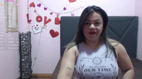 pamela_echeverria online show from April 8, 2026, 11:21 am