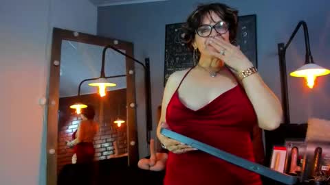 pamela_mature41 online show from February 4, 2026, 2:17 am