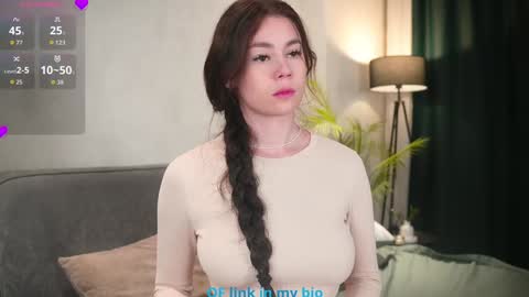 Diana online show from October 6, 2025, 11:24 pm