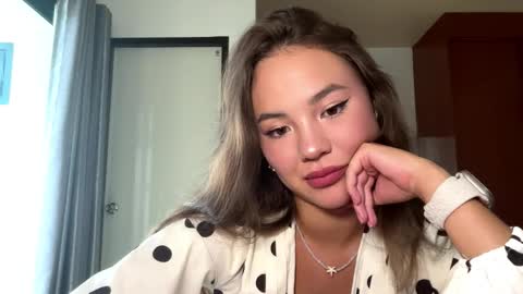 Kamila online show from March 27, 2026, 9:10 am