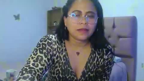 pamelitamartin online show from October 22, 2025, 5:45 pm
