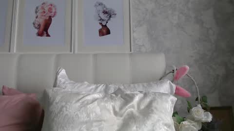 Pamella online show from November 9, 2025, 7:17 am