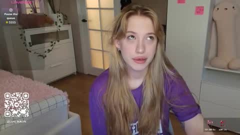 Lina online show from February 7, 2026, 1:42 am