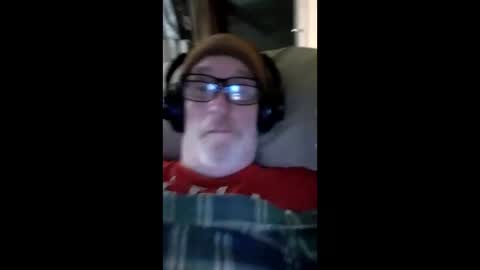 pandaman421787009 online show from April 21, 2026, 2:04 am