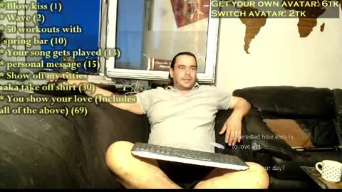 Snapshot of pannenkoekenkeizer chatting on July 2, 2026, 8:59 pm Chris online show from July 2, 2026, 8:59 pm