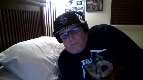 Snapshot of panos678442 chatting on April 21, 2026, 6:52 am panos online show from April 21, 2026, 6:52 am
