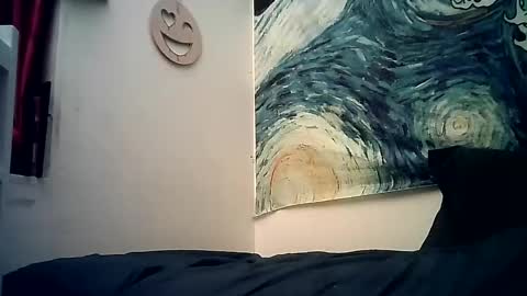 Snapshot of pantslesstraveler_plt chatting on December 16, 2024, 5:49 am PantsLessTraveler online show from December 16, 2024, 5:49 am