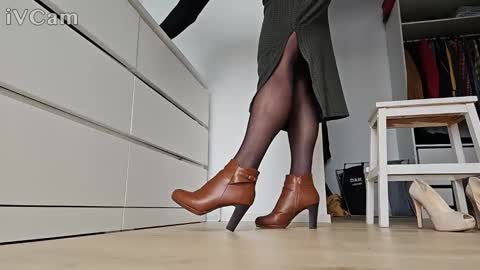 Snapshot of pantyhose_ggggg chatting on October 14, 2025, 11:22 am pantyhose_ggggg online show from October 14, 2025, 11:22 am