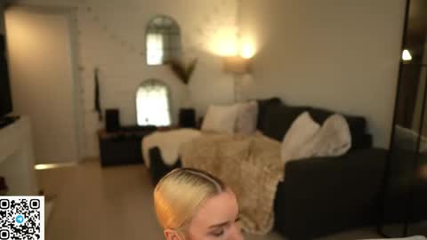 Kristina Kriss online show from March 22, 2026, 2:20 pm