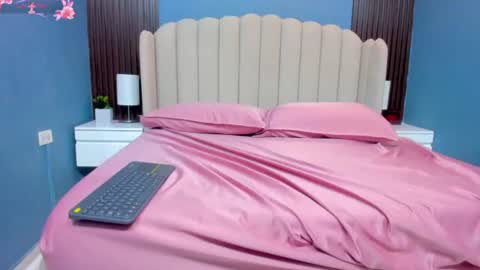 Luly  online show from June 18, 2026, 7:40 pm