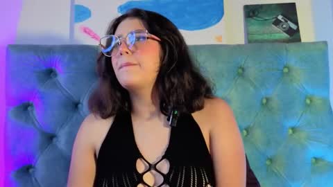 Paola Lyon online show from March 9, 2026, 11:58 am