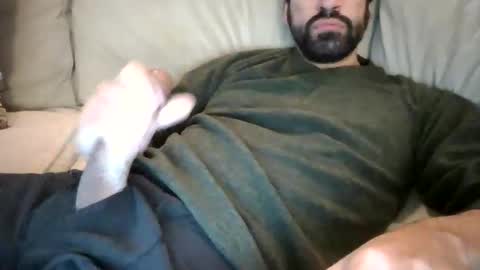 Snapshot of paolo402 chatting on December 4, 2025, 3:10 pm Paolo online show from December 4, 2025, 3:10 pm