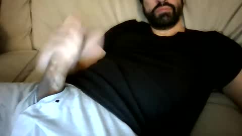 Snapshot of paolo402 chatting on December 17, 2025, 3:40 pm Paolo online show from December 17, 2025, 3:40 pm