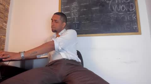 Snapshot of paolo_johnson chatting on February 18, 2025, 12:06 pm Paolo online show from February 18, 2025, 12:06 pm