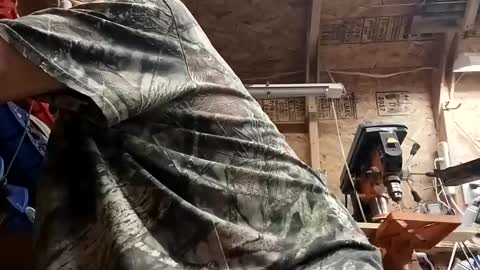 Snapshot of papajb70 chatting on February 22, 2025, 6:06 am papajb70 online show from February 22, 2025, 6:06 am