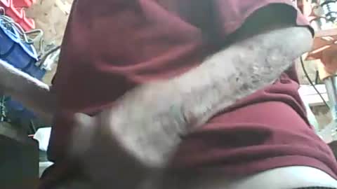 Snapshot of papajb70 chatting on September 18, 2025, 12:40 pm papajb70 online show from September 18, 2025, 12:40 pm