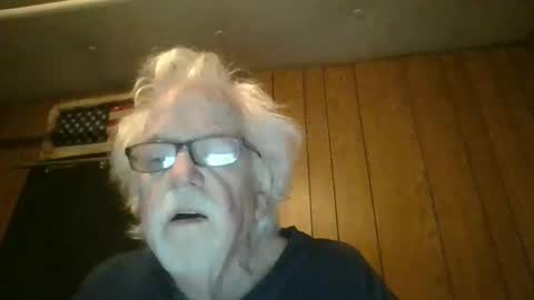 papajb70 online show from February 3, 2026, 10:09 am