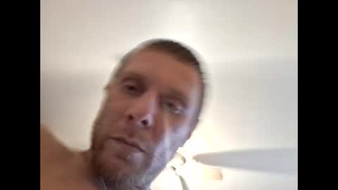 papapfouts online show from March 23, 2026, 5:06 pm