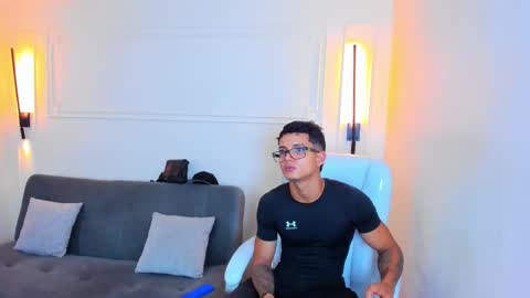 Ryan And Casper online show from December 20, 2025, 6:59 pm