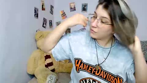 Snapshot of paradisexparadisex chatting on January 26, 2025, 2:45 am paradisexparadisex online show from January 26, 2025, 2:45 am