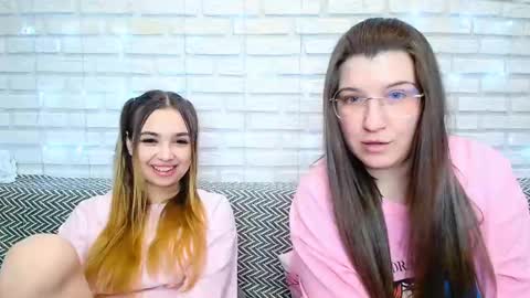 Snapshot of paradisexparadisex chatting on February 6, 2026, 8:18 am paradisexparadisex online show from February 6, 2026, 8:18 am