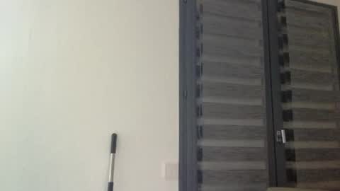 Snapshot of parici_nono1 chatting on May 8, 2026, 10:42 am parici_nono1 online show from May 8, 2026, 10:42 am