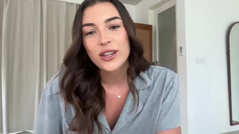 Snapshot of parisbabyxox chatting on October 21, 2025, 1:39 am ParisBabyxox online show from October 21, 2025, 1:39 am
