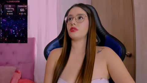 Snapshot of parisshayk chatting on February 7, 2026, 6:22 pm Paris online show from February 7, 2026, 6:22 pm