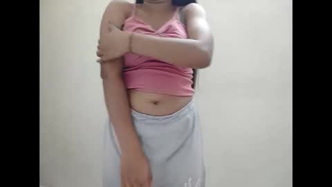 parneetu_642 online show from April 19, 2026, 4:28 pm