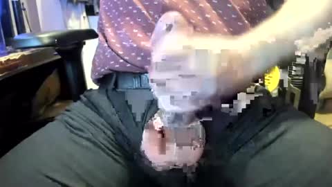 Snapshot of partyhard3r chatting on September 24, 2025, 4:05 am party harder online show from September 24, 2025, 4:05 am