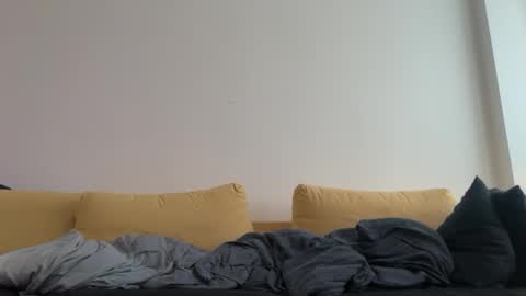 pasive43 online show from April 21, 2026, 4:19 am