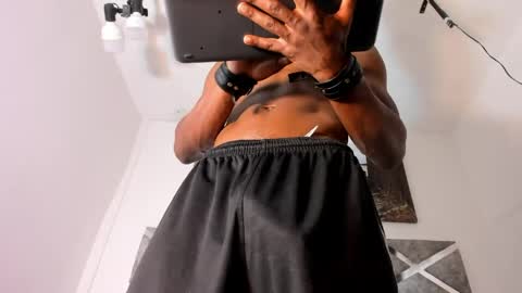 passion_black_ online show from May 14, 2026, 4:14 pm