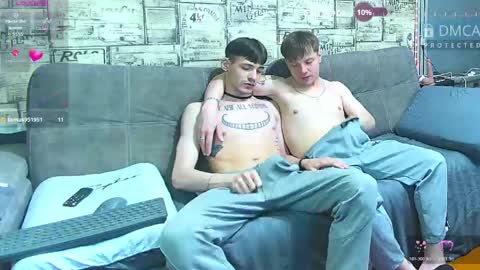 Max tall dark-haired guy with tattoos and Phil blond-haired online show from June 3, 2026, 1:19 am
