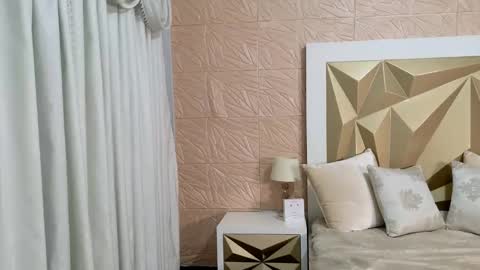 passionmacoll online show from February 22, 2025, 11:57 pm