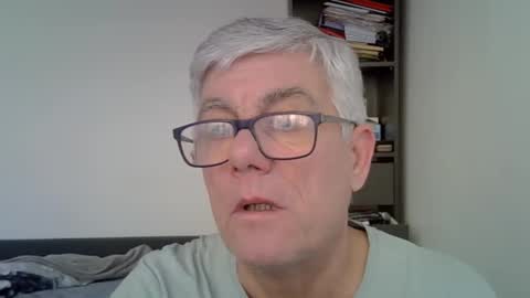 Snapshot of patrick5275 chatting on January 17, 2025, 9:06 am patrick5275 online show from January 17, 2025, 9:06 am