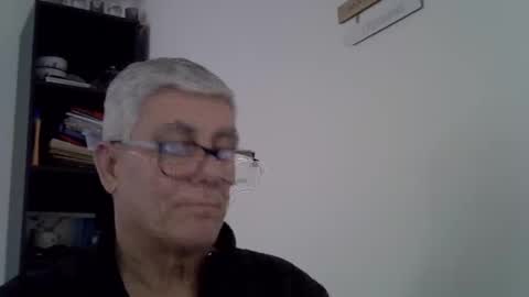 Snapshot of patrick5275 chatting on March 5, 2025, 5:08 pm patrick5275 online show from March 5, 2025, 5:08 pm