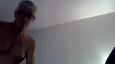 Snapshot of patrick5275 chatting on September 16, 2025, 10:00 pm patrick5275 online show from September 16, 2025, 10:00 pm