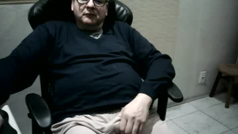 Patrom online show from May 17, 2026, 11:12 pm