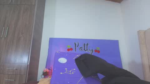 Snapshot of patty_m chatting on February 14, 2025, 12:03 pm patty online show from February 14, 2025, 12:03 pm