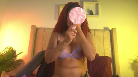 Snapshot of patty_m chatting on November 19, 2025, 12:05 pm patty online show from November 19, 2025, 12:05 pm