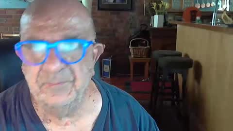 Snapshot of patvac chatting on December 3, 2024, 12:24 am patvac online show from December 3, 2024, 12:24 am