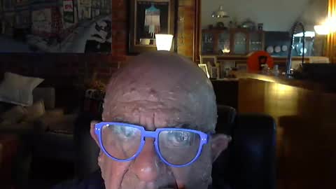 Snapshot of patvac chatting on January 19, 2025, 1:33 pm patvac online show from January 19, 2025, 1:33 pm